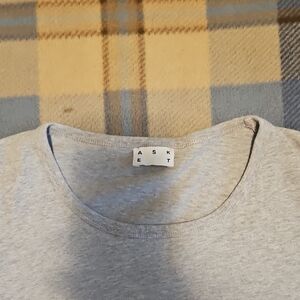 ASKET Men's Short Sleeve Crew Neck T-Shirt in Light Gray